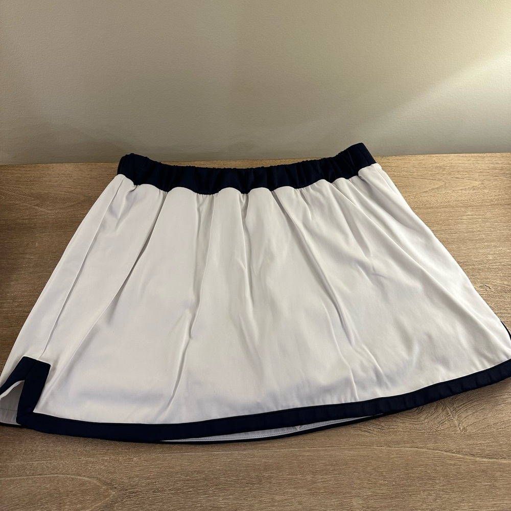 Like new Addison Bay tennis skort
